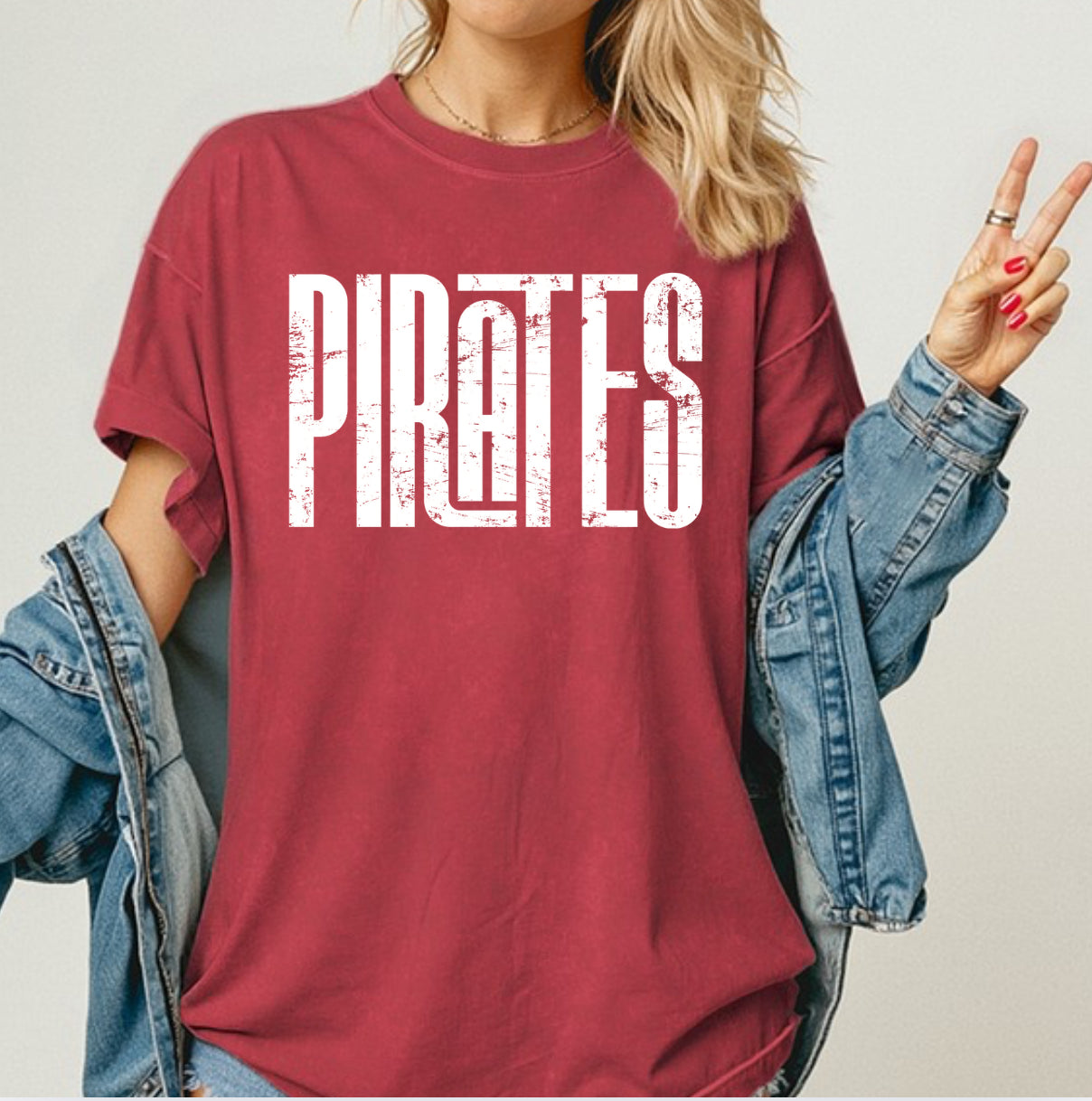 Pirates Scrunge Font