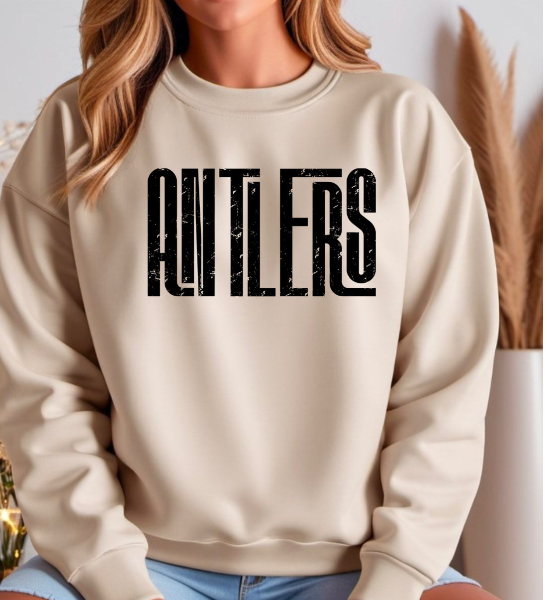 Antlers Grunge Font